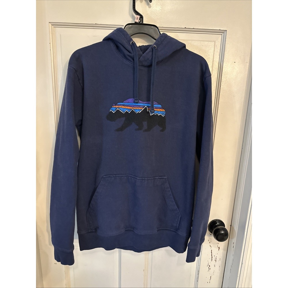 Patagonia Fitz Roy Bear Hoodie - Mens Medium - Classic Navy